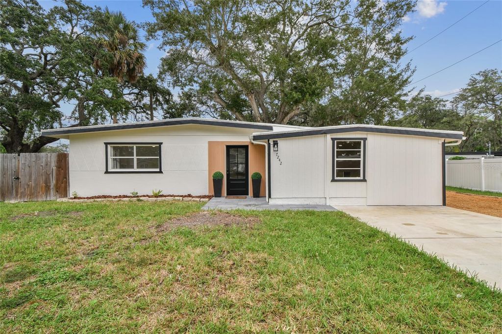Photo of 7242 Oelsner Street, New Port Richey, FL 34652 (MLS # TB8426484)
