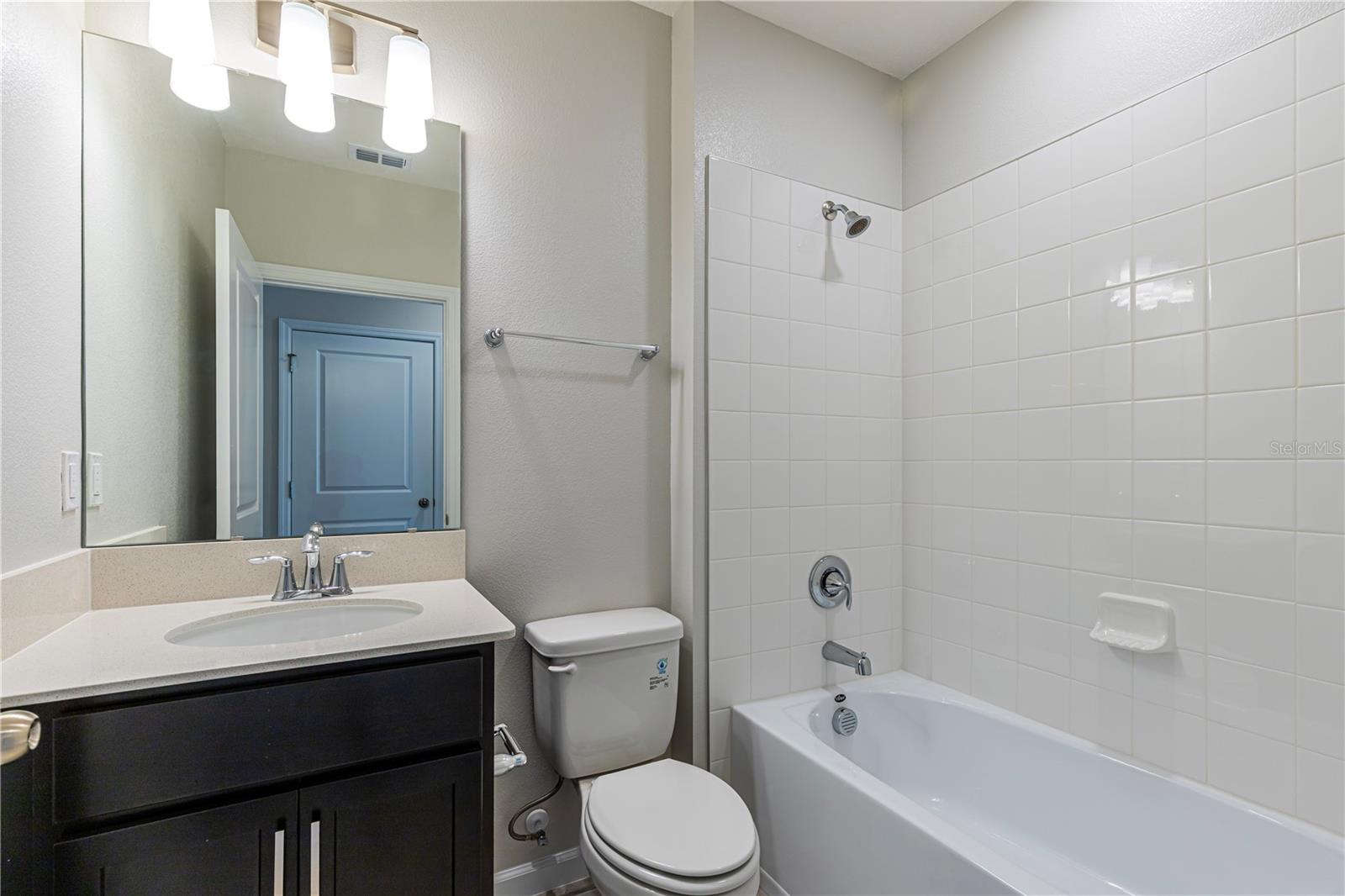 EDEN AT CROSSPRAIRIE - Residential Lease