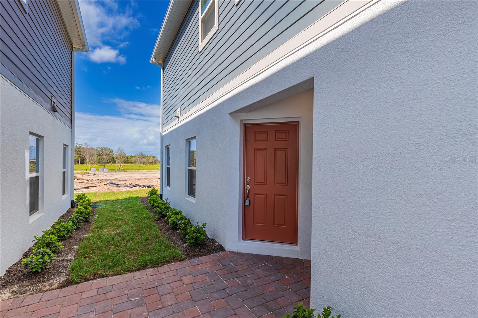 EDEN AT CROSSPRAIRIE - Residential Lease