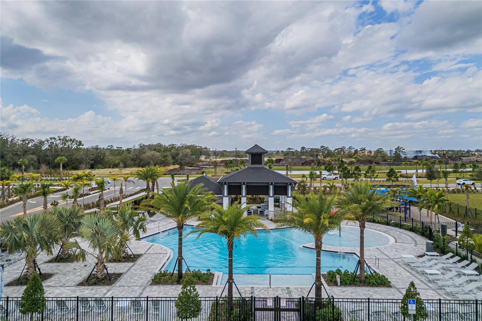 EDEN AT CROSSPRAIRIE - Residential Lease
