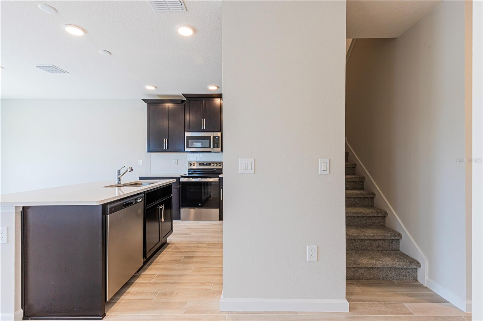 EDEN AT CROSSPRAIRIE - Residential Lease