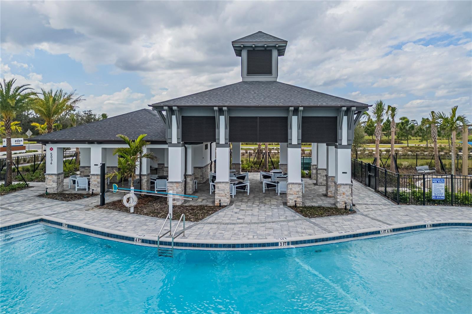 EDEN AT CROSSPRAIRIE - Residential Lease
