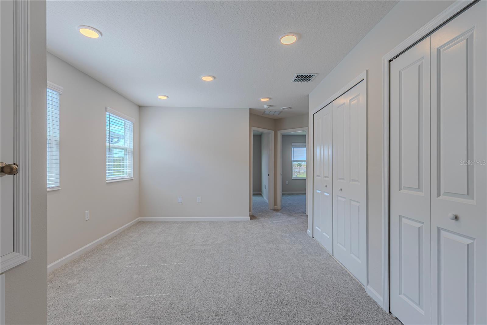 EDEN AT CROSSPRAIRIE - Residential Lease