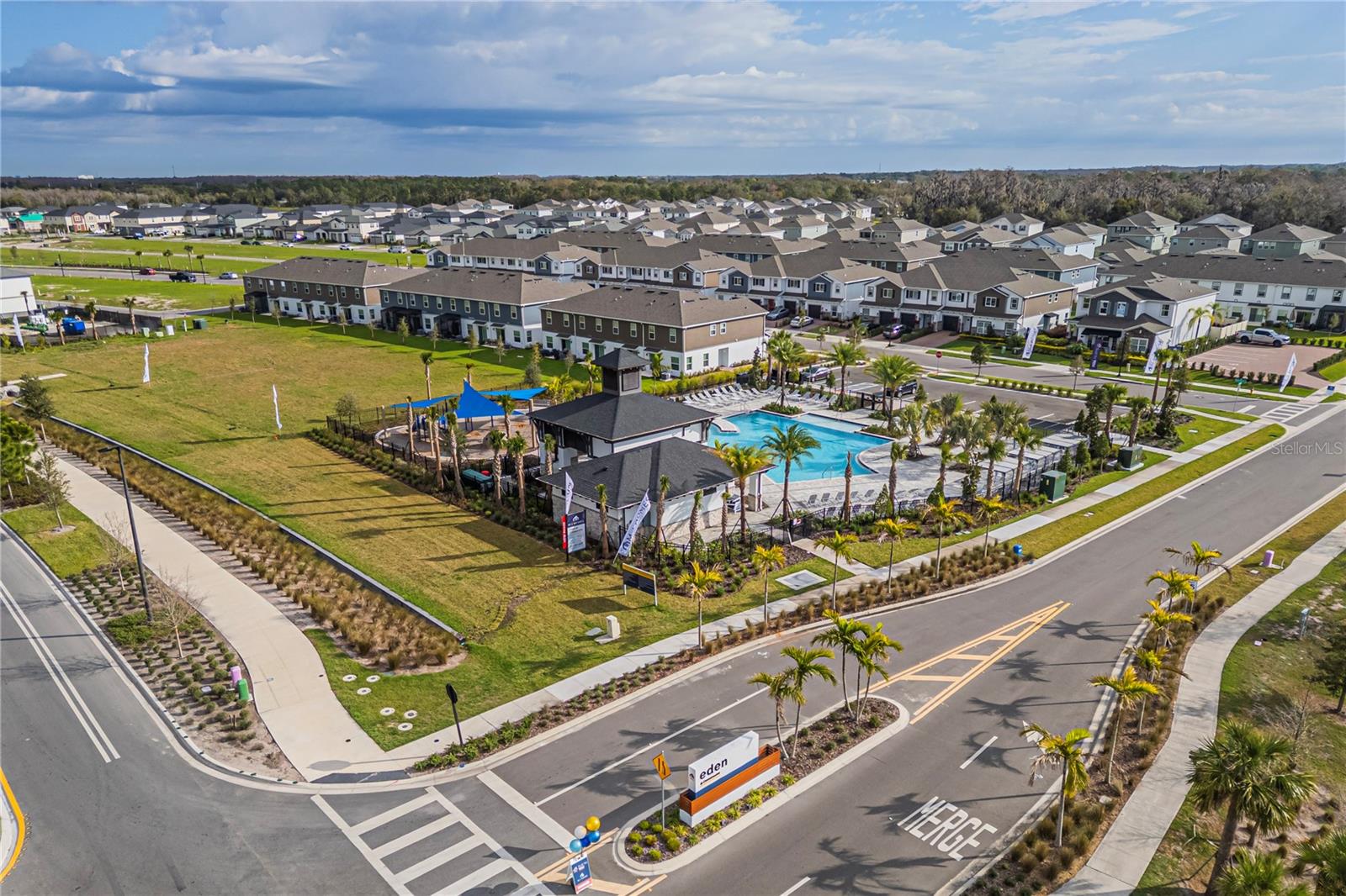 EDEN AT CROSSPRAIRIE - Residential Lease