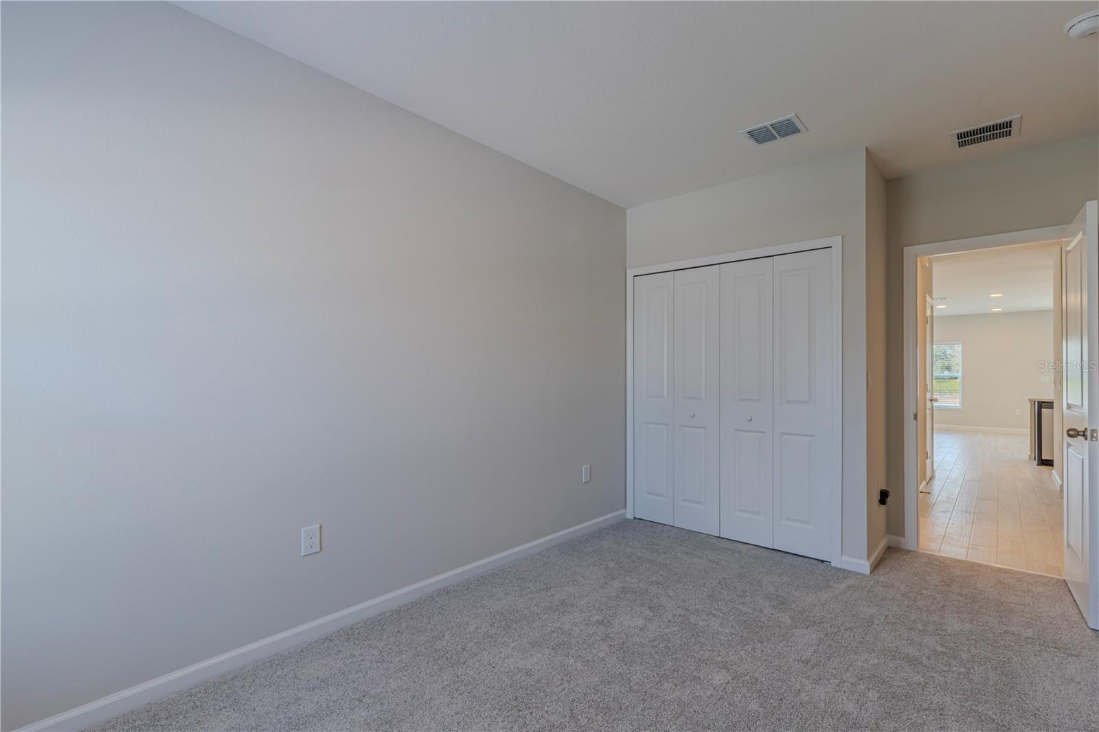 EDEN AT CROSSPRAIRIE - Residential Lease