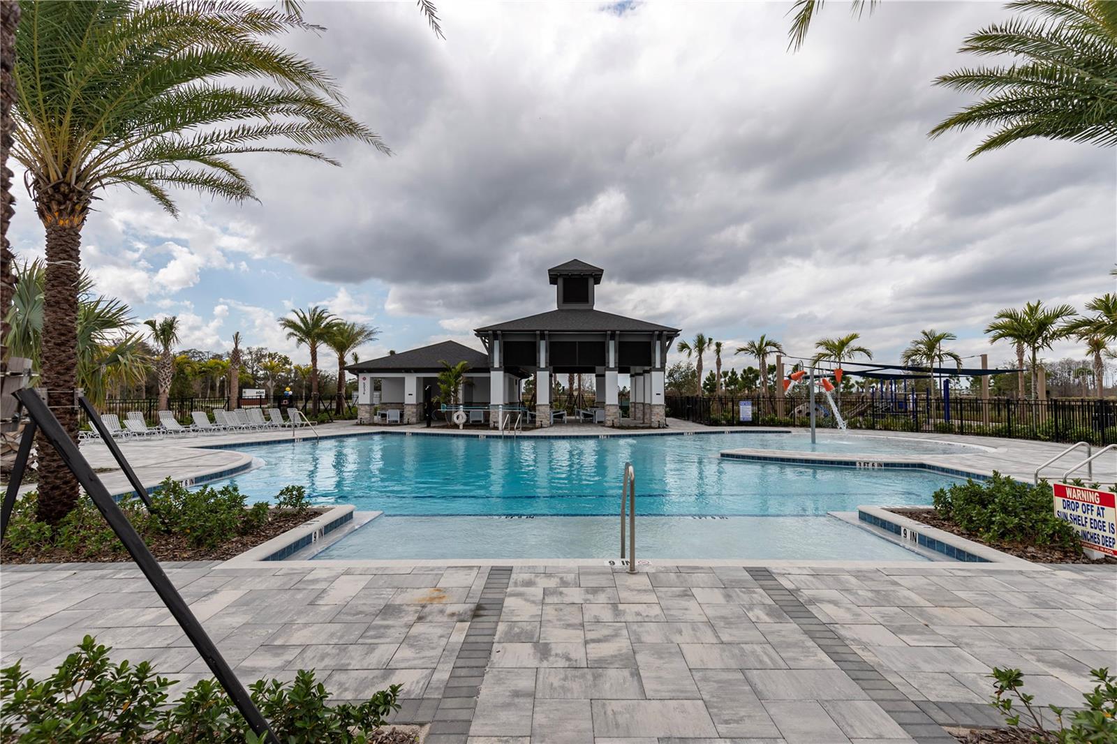 EDEN AT CROSSPRAIRIE - Residential Lease