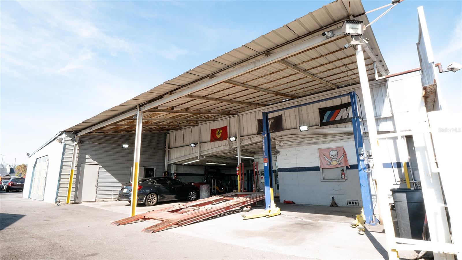 DREW PARK RE OF - Commercial Sale