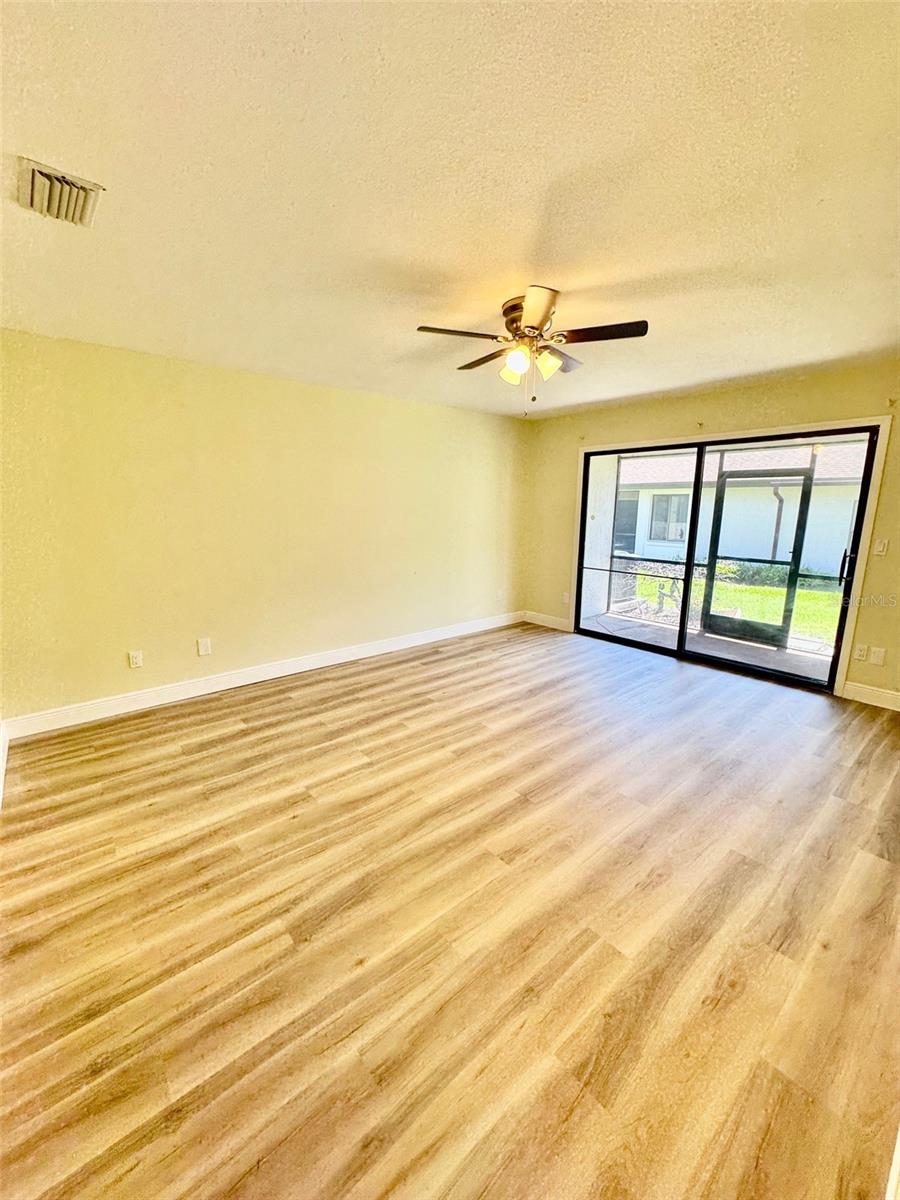 CEDARWOOD VILLAGE 1 - Residential