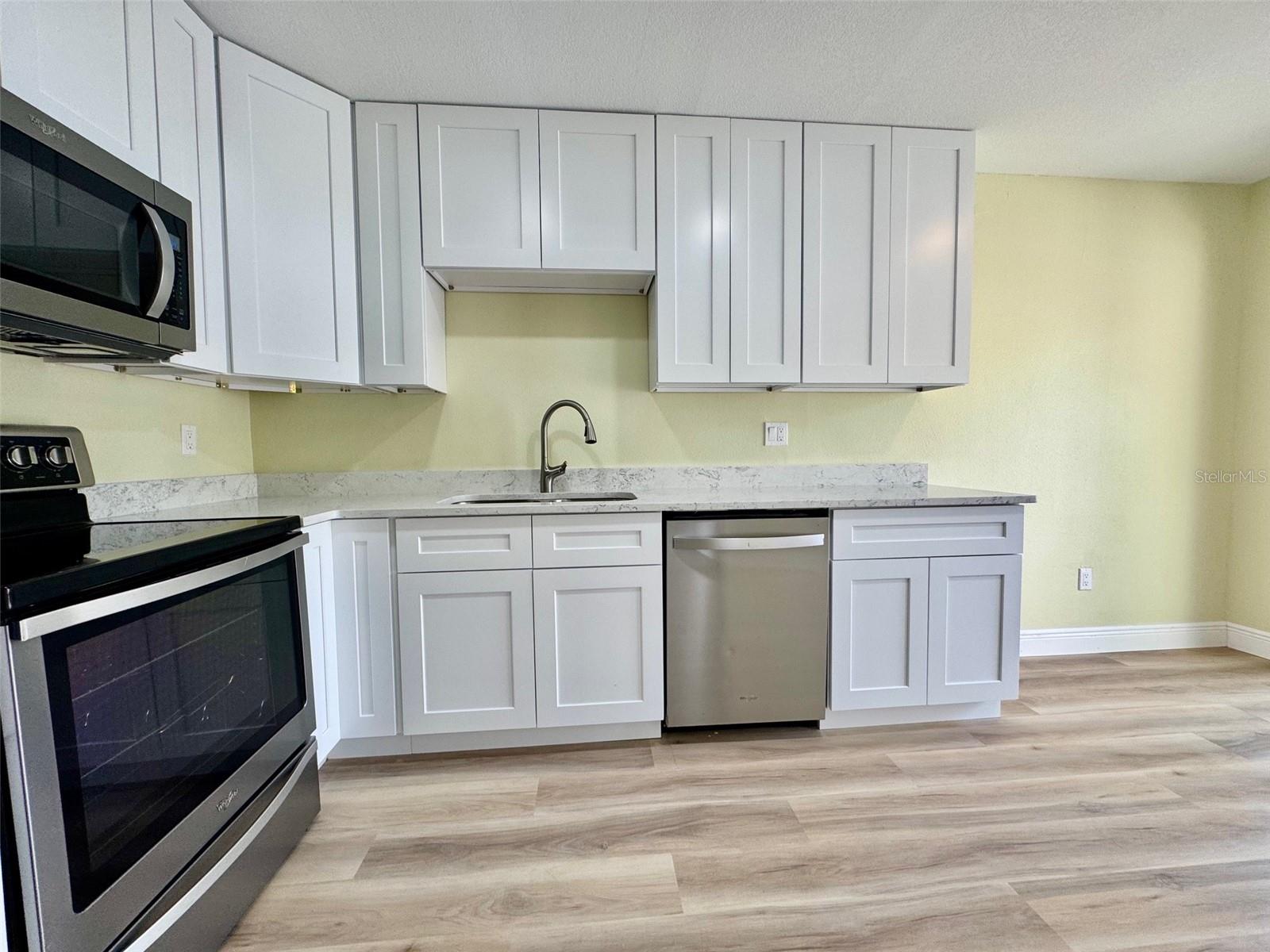 CEDARWOOD VILLAGE 1 - Residential
