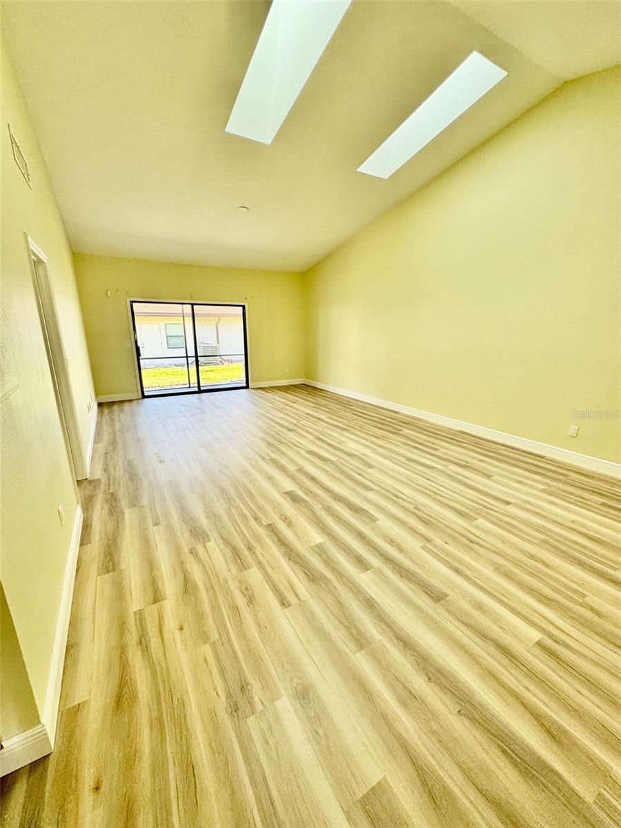 CEDARWOOD VILLAGE 1 - Residential