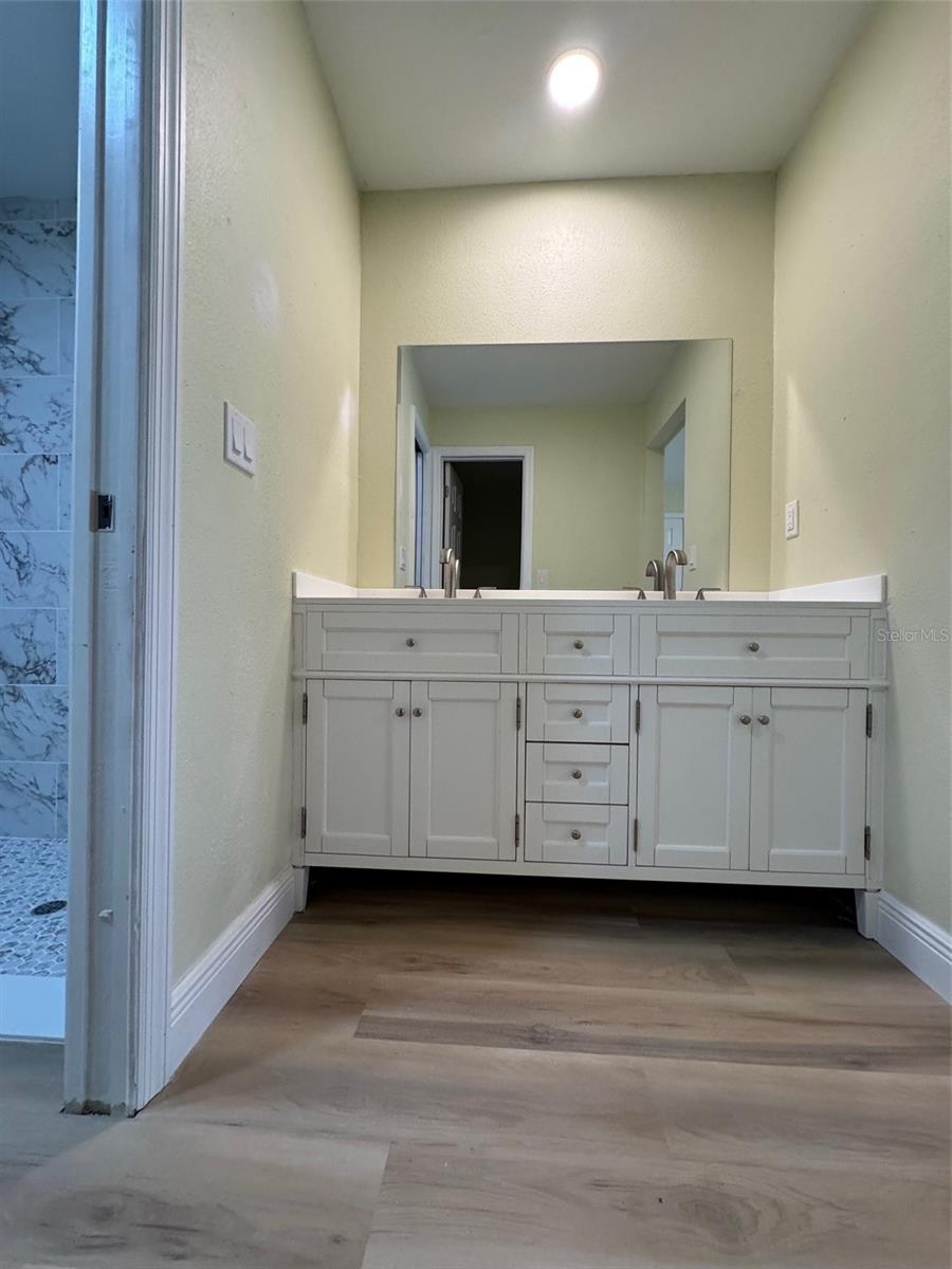 CEDARWOOD VILLAGE 1 - Residential