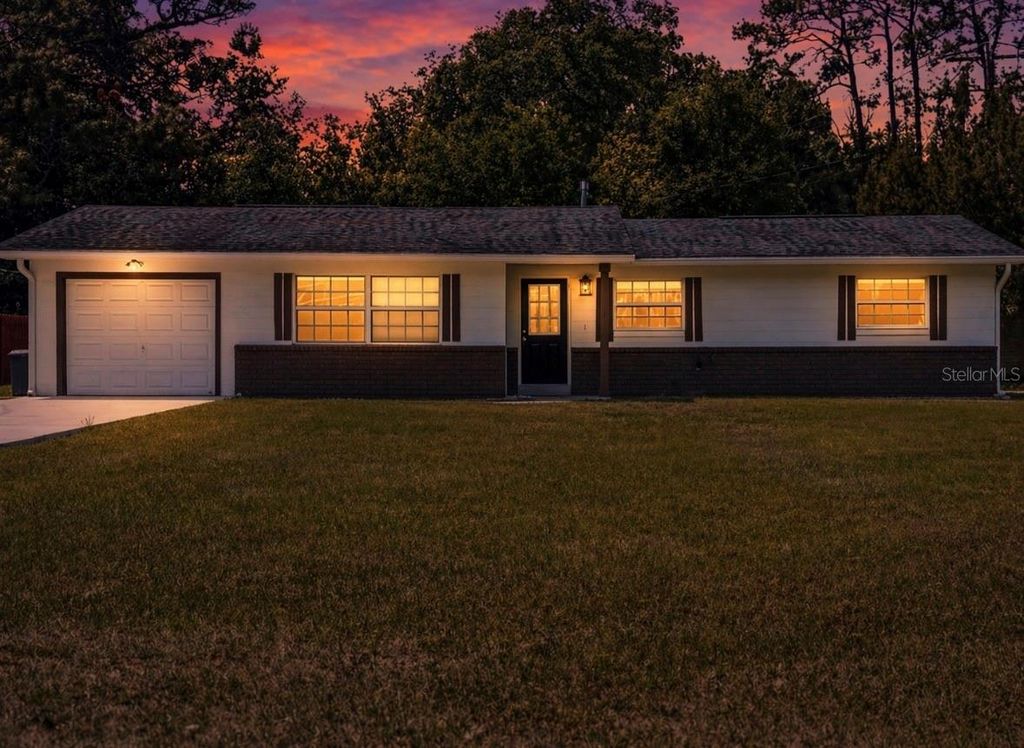 Photo of 4532 NE Jacksonville Road, Ocala, FL 34479 (MLS # G5111360)