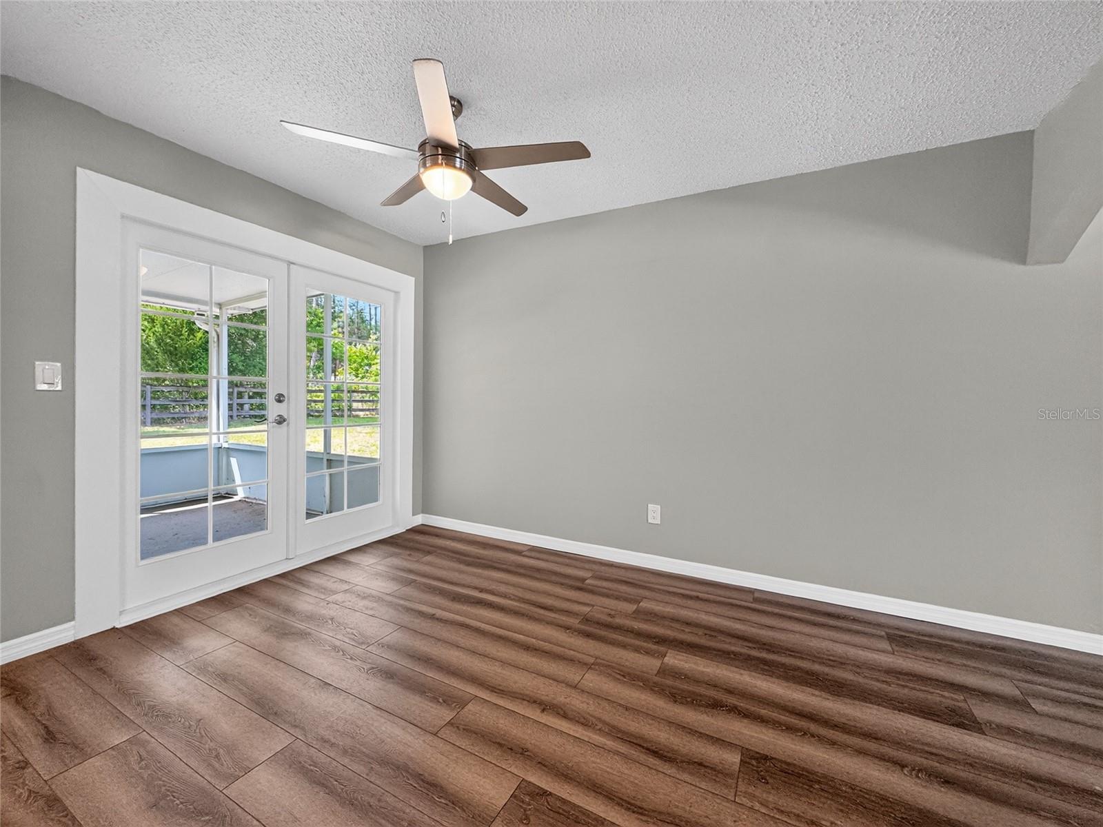 RIDGEWOOD PARK ADD 01 - Residential