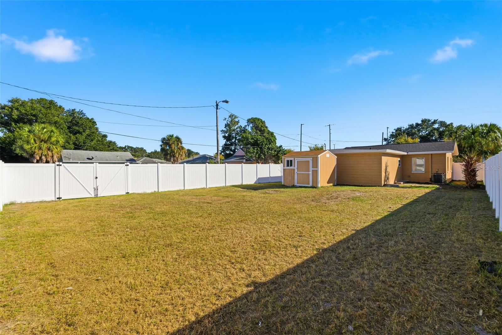 FORREST HILL NELLIE M DAVIS - Residential