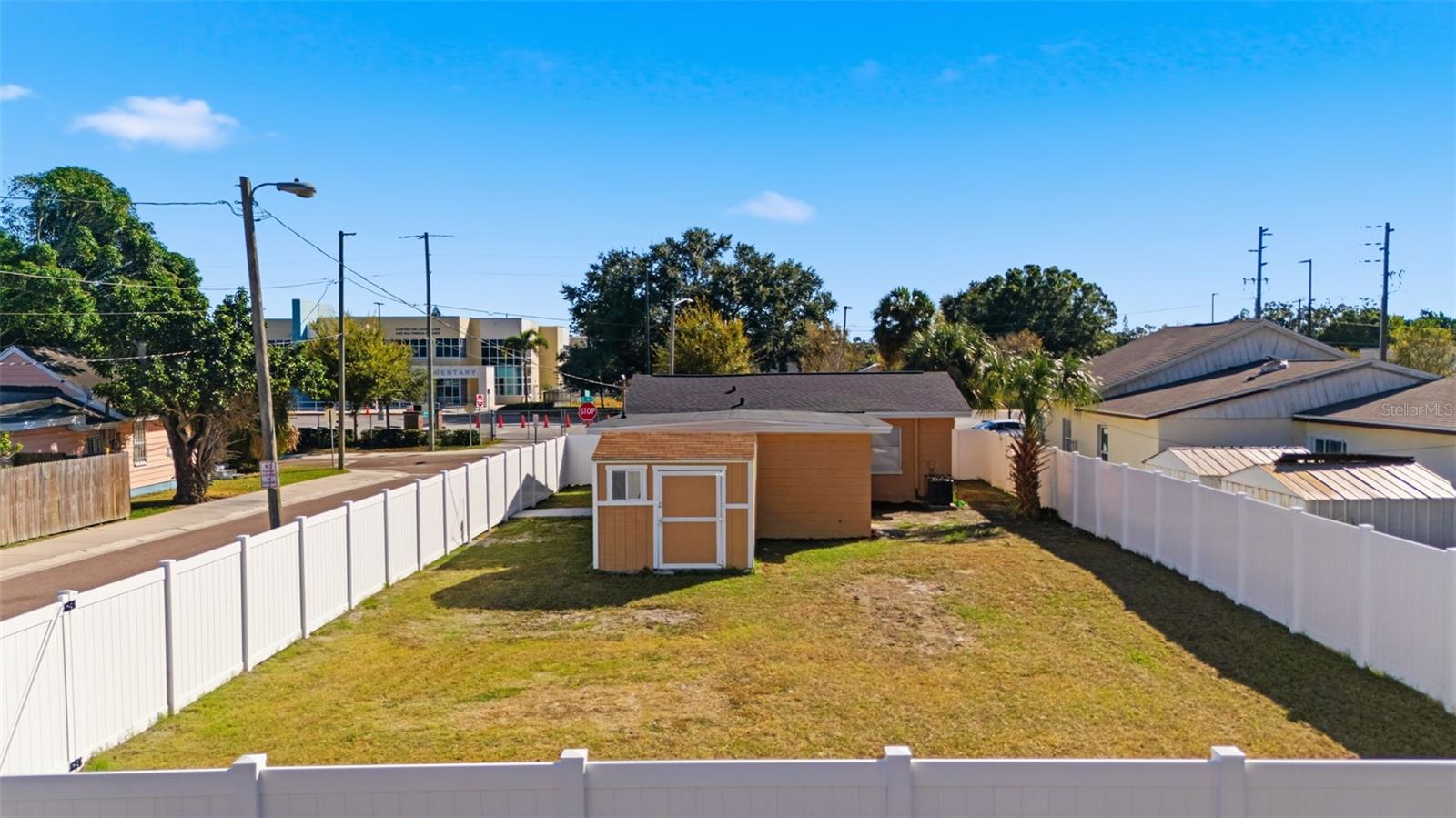 FORREST HILL NELLIE M DAVIS - Residential