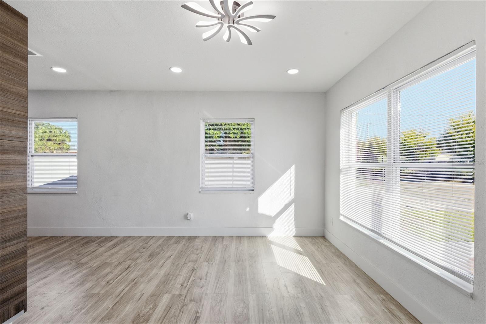 FORREST HILL NELLIE M DAVIS - Residential