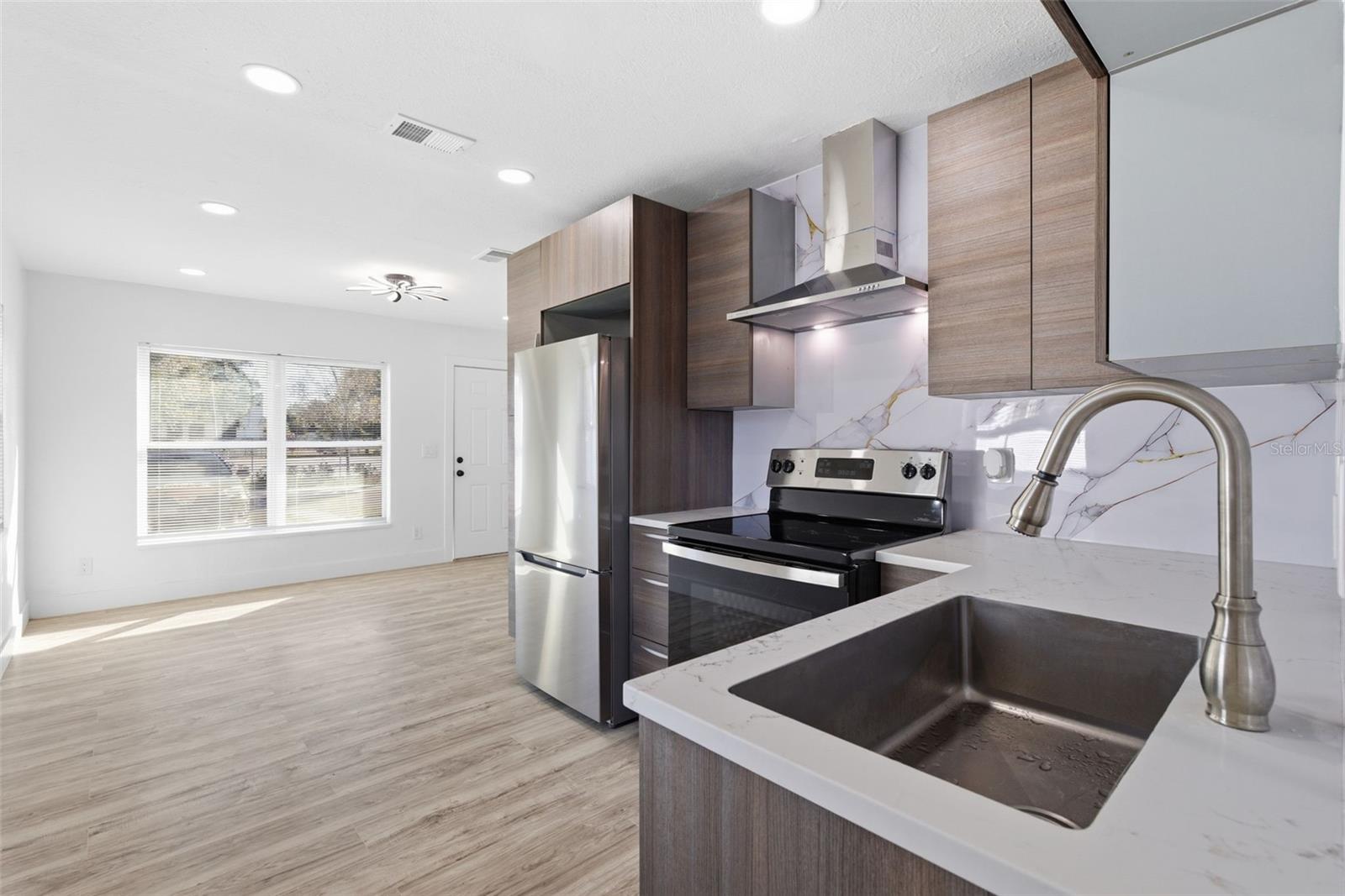 FORREST HILL NELLIE M DAVIS - Residential