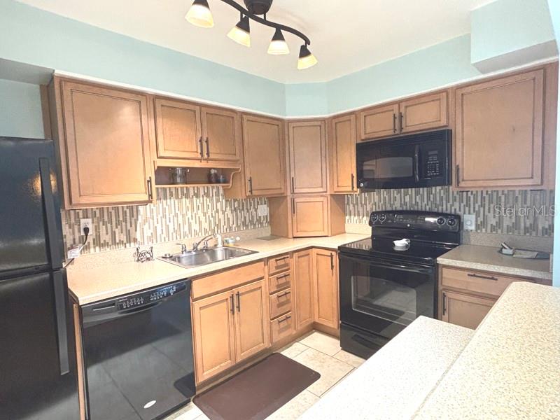 TOWERS - Residential