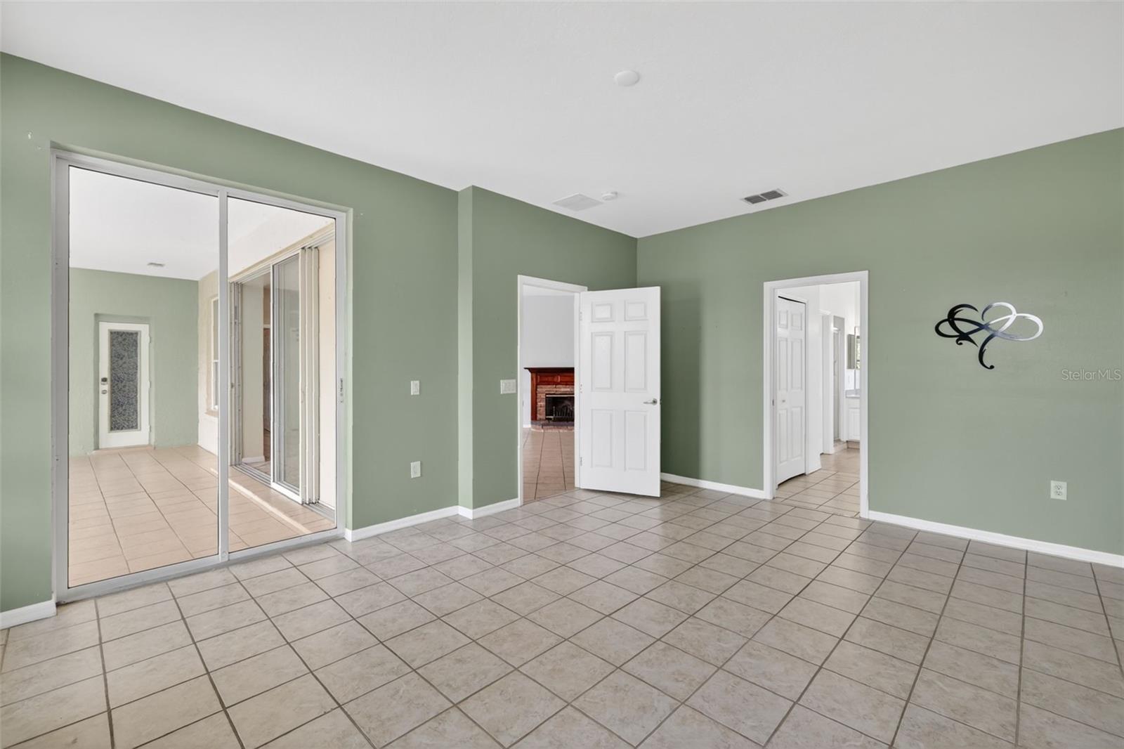 ARROWHEAD PH 02 - Residential