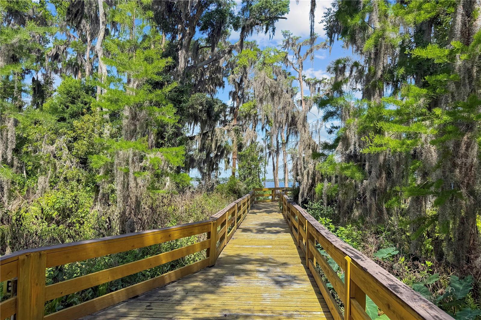 OSPREY POINTE SUB - Land