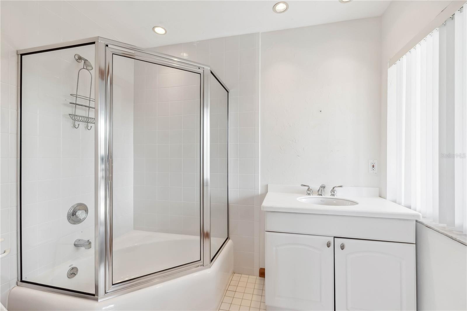 EAST SHORE ACRES - Residential
