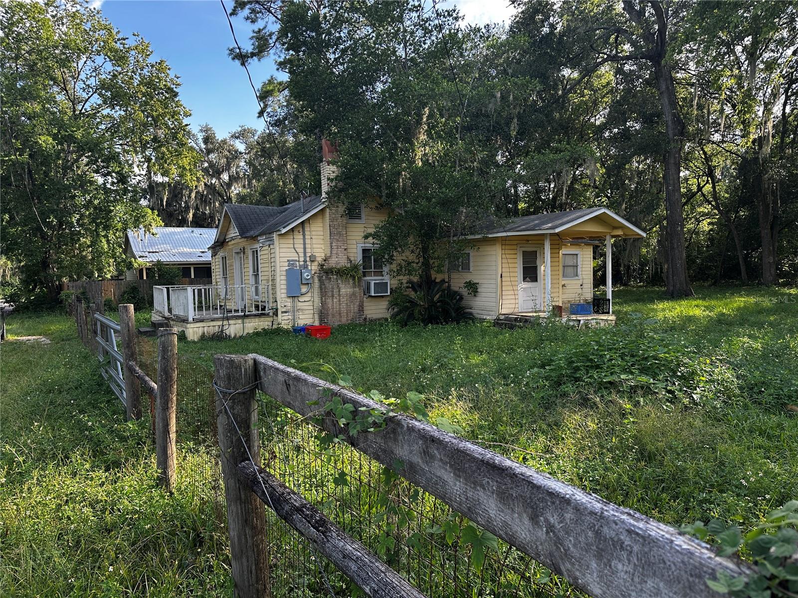RIDGE-VIEW - Residential
