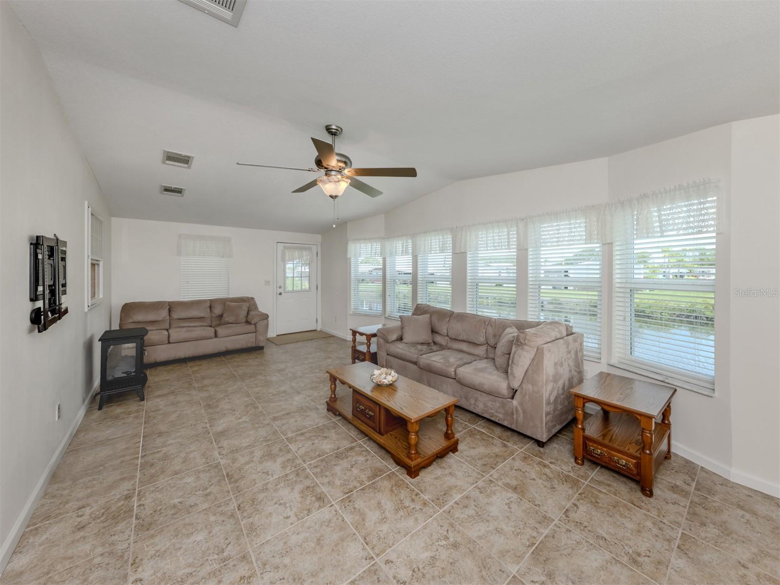 HARBOR COVE - Residential