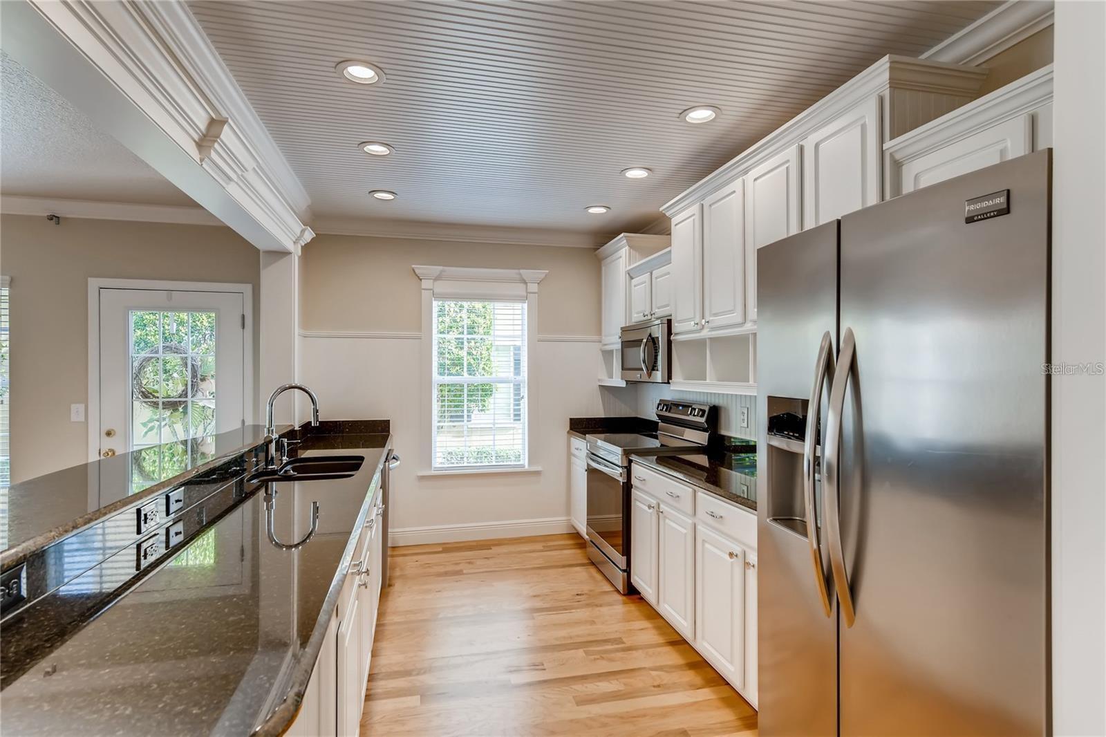 CELEBRATION EAST VILLAGE UNIT 3 - Residential Lease