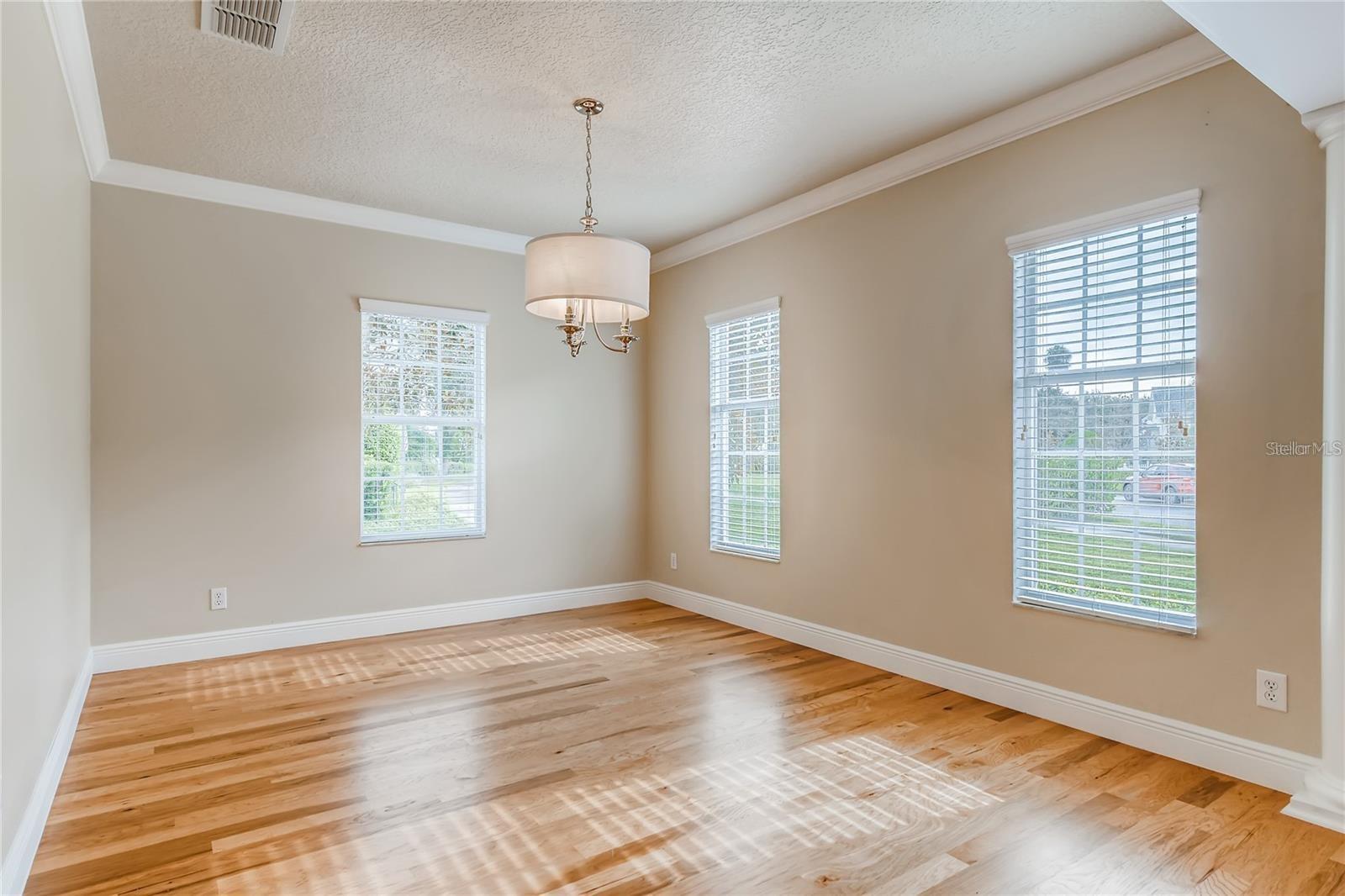 730 OAK SHADOWS ROAD