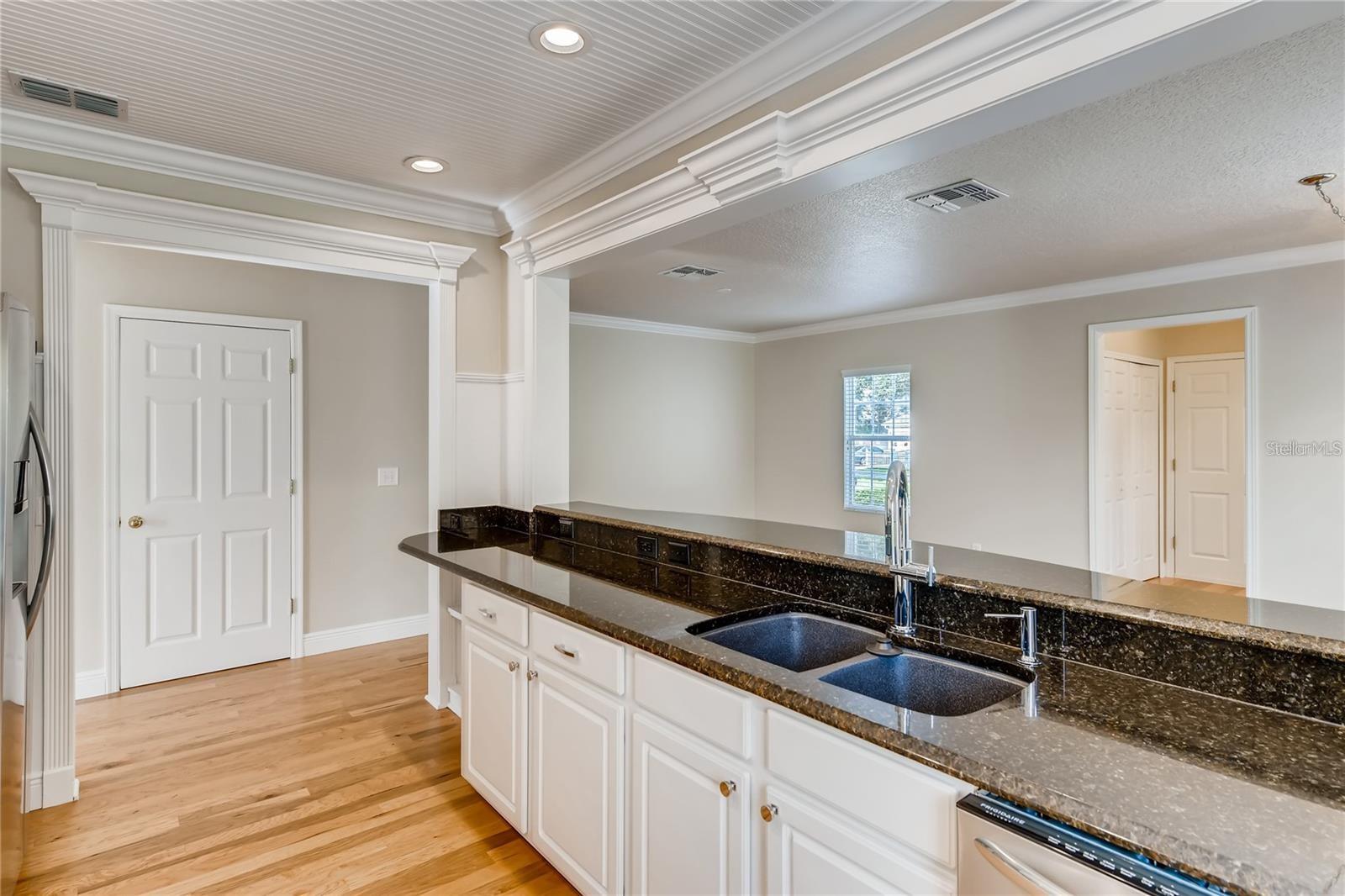 CELEBRATION EAST VILLAGE UNIT 3 - Residential Lease
