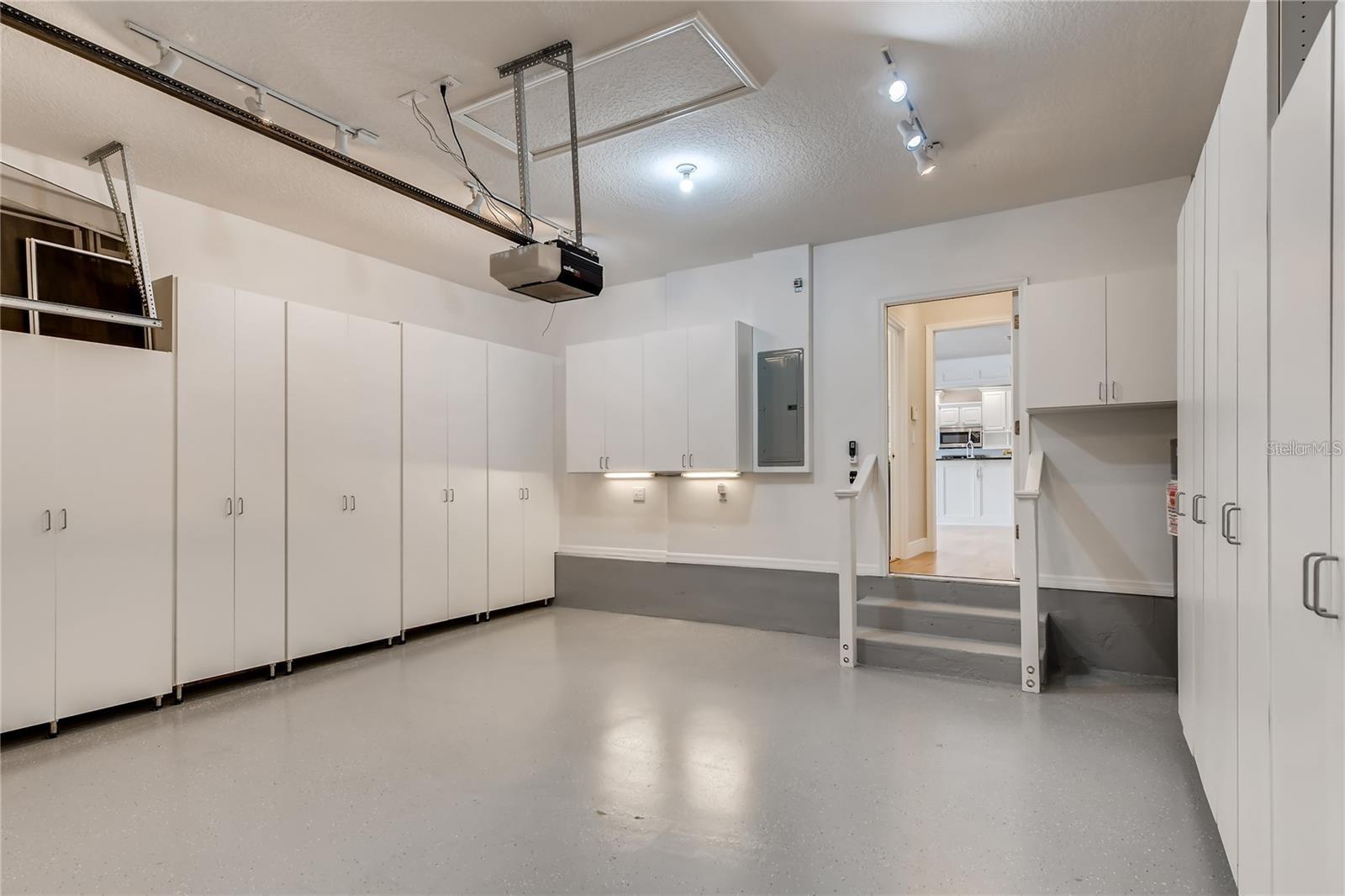 CELEBRATION EAST VILLAGE UNIT 3 - Residential Lease
