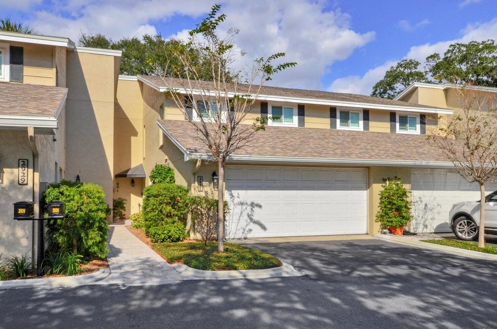 Photo of 2927 W Gandy Boulevard, Tampa, FL 33611 (MLS # TB8459114)