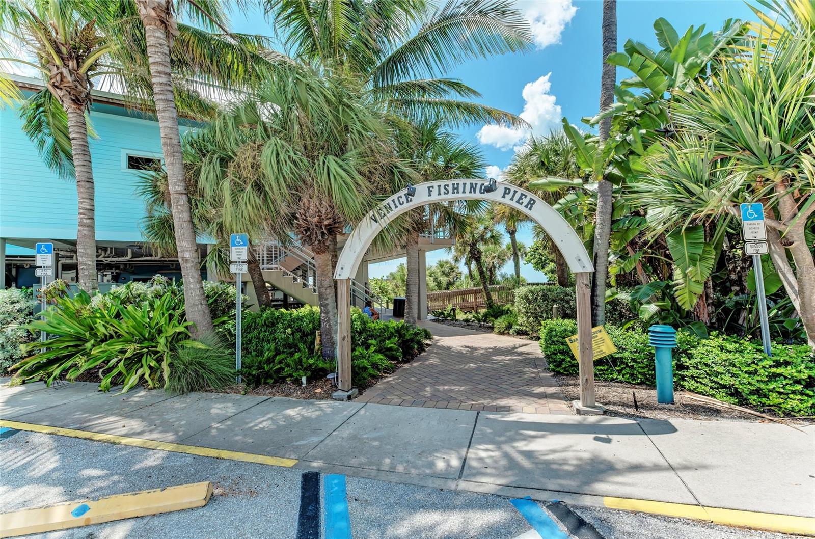 GULF MANOR - Residential Lease