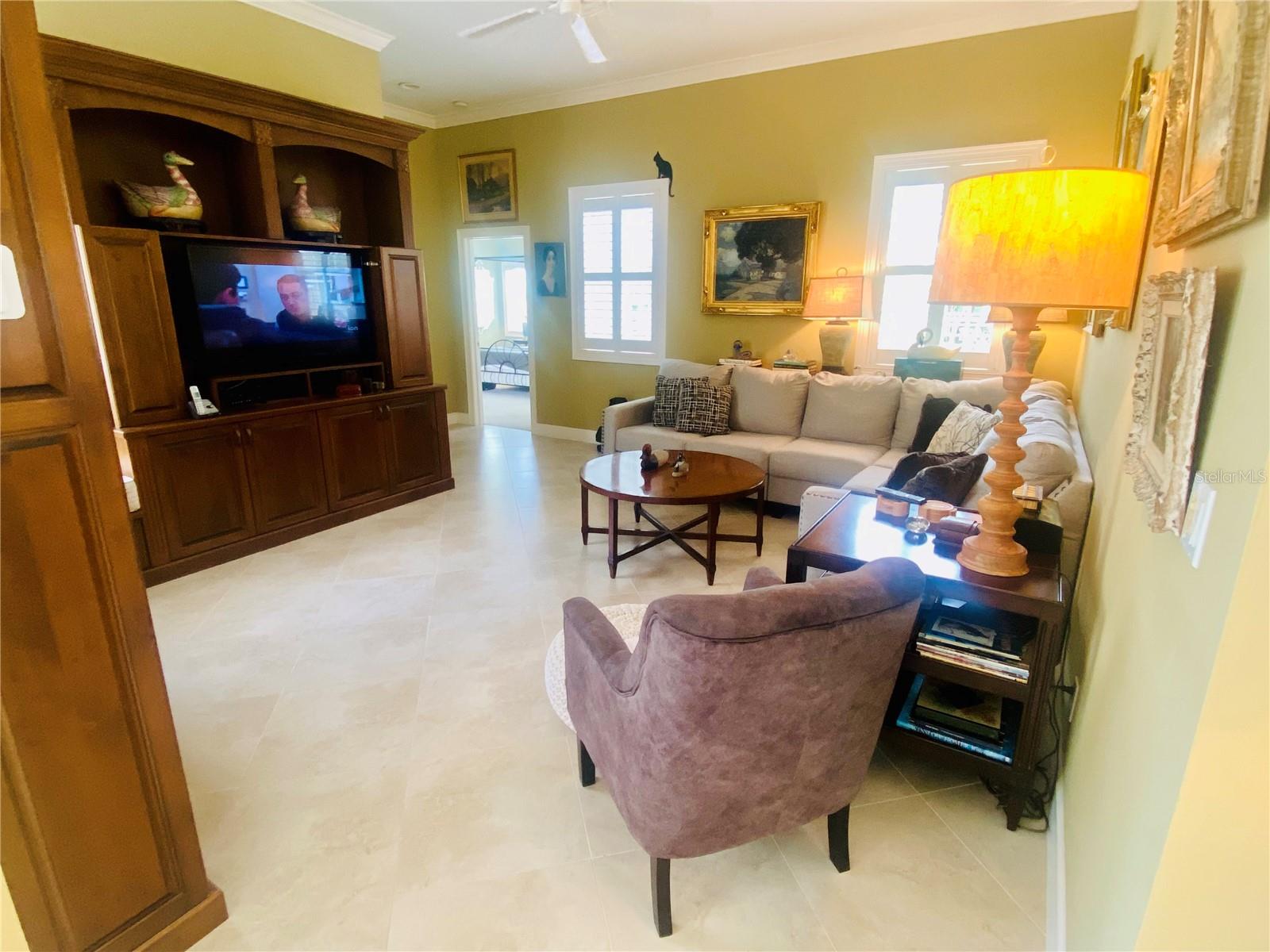 GULF MANOR - Residential Lease