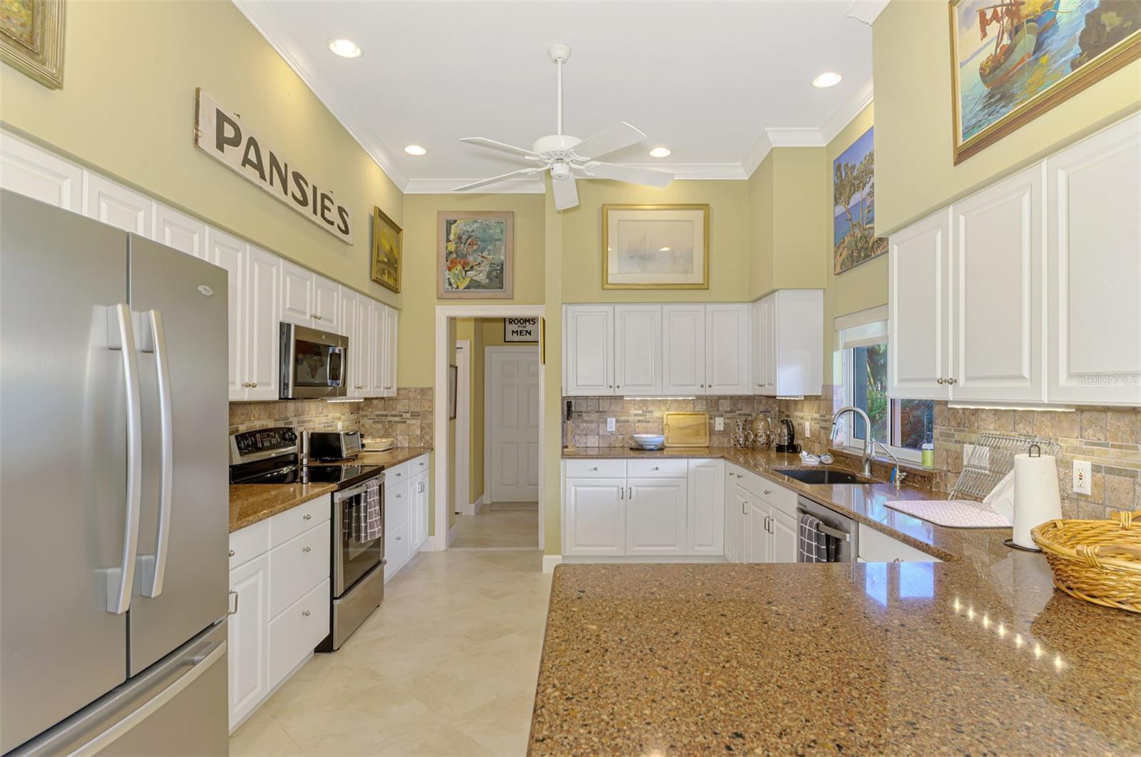 GULF MANOR - Residential Lease