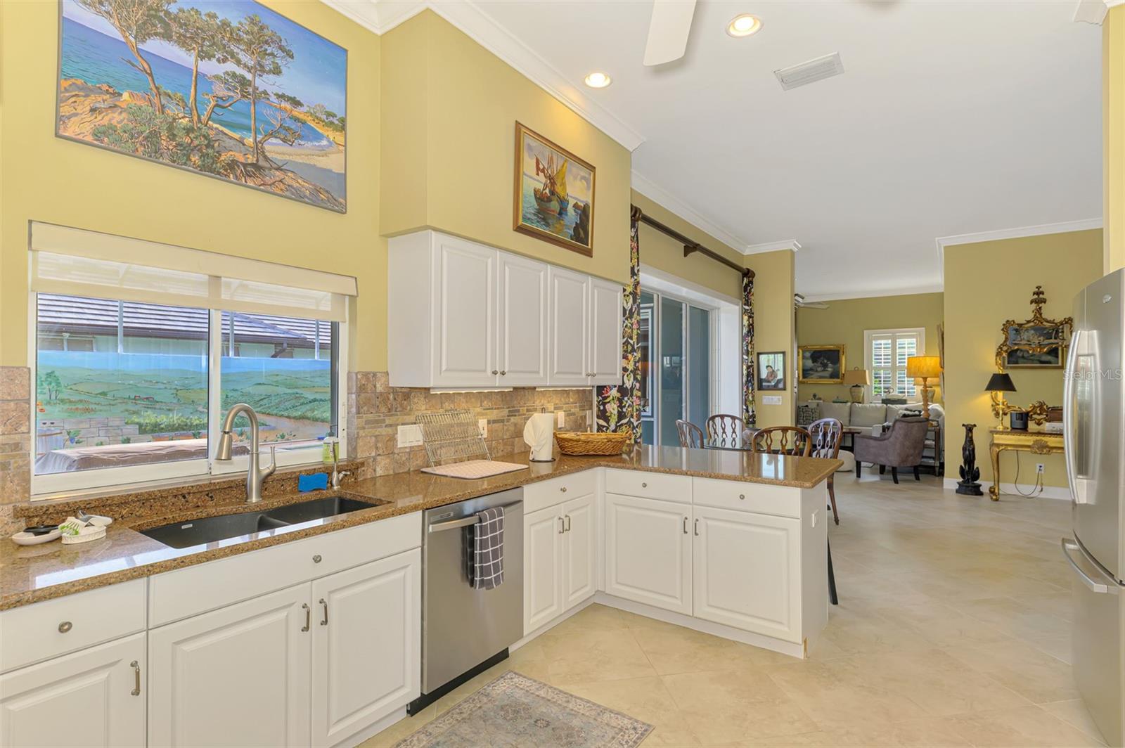 GULF MANOR - Residential Lease