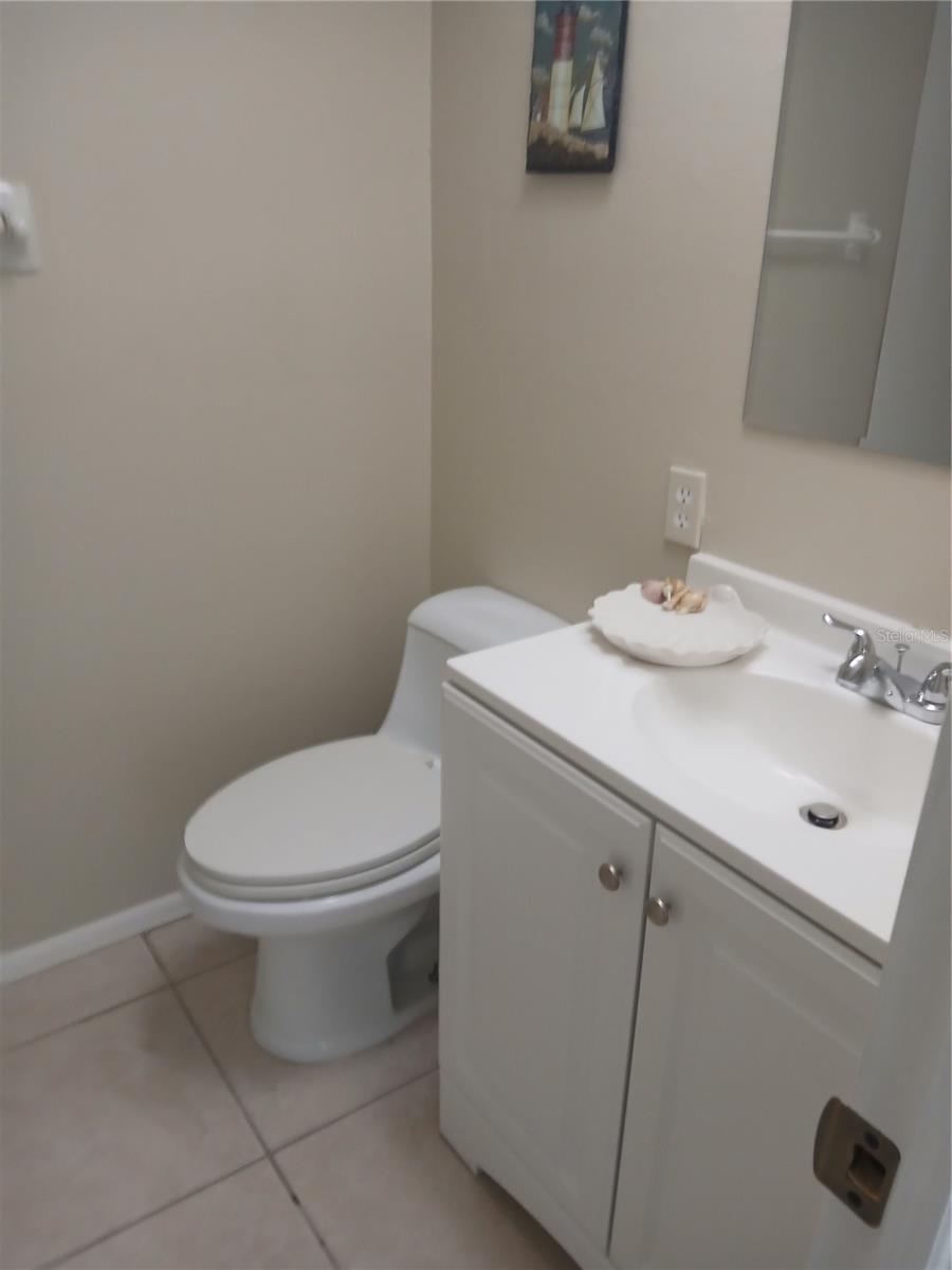 GULF HARBORS CONDO - Residential Lease