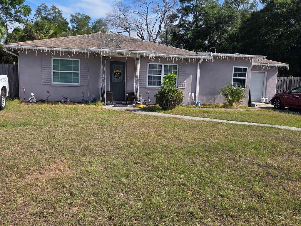 Photo of 10895 71st Avenue, Seminole, FL 33772 (MLS # TB8497134)