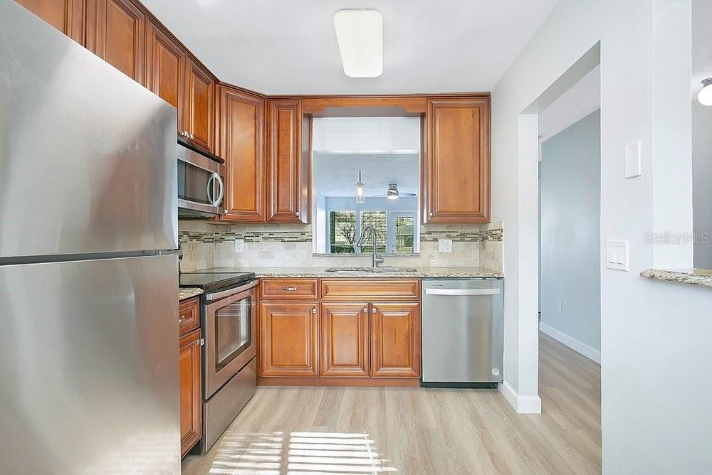 COLONIAL LANDINGS PH 04 - Residential