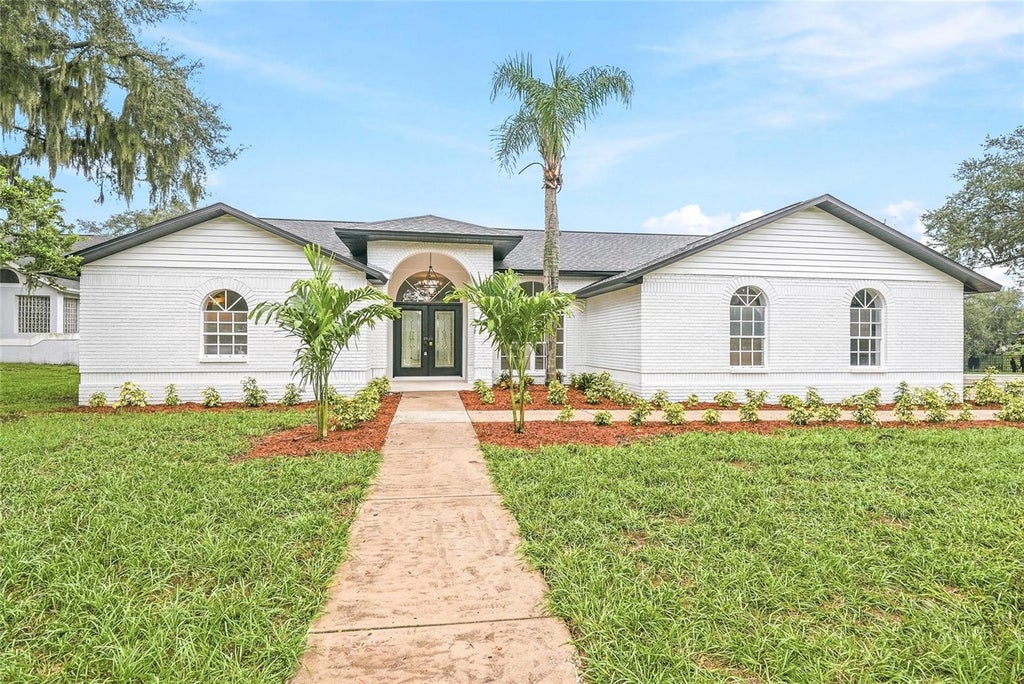 Photo of 2602 S Miller Road, Valrico, FL 33596 (MLS # TB8555528)