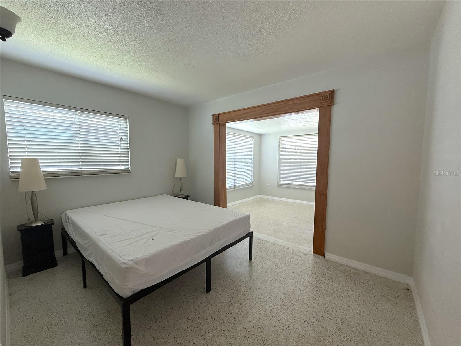 FLOR A MAR - Residential Lease