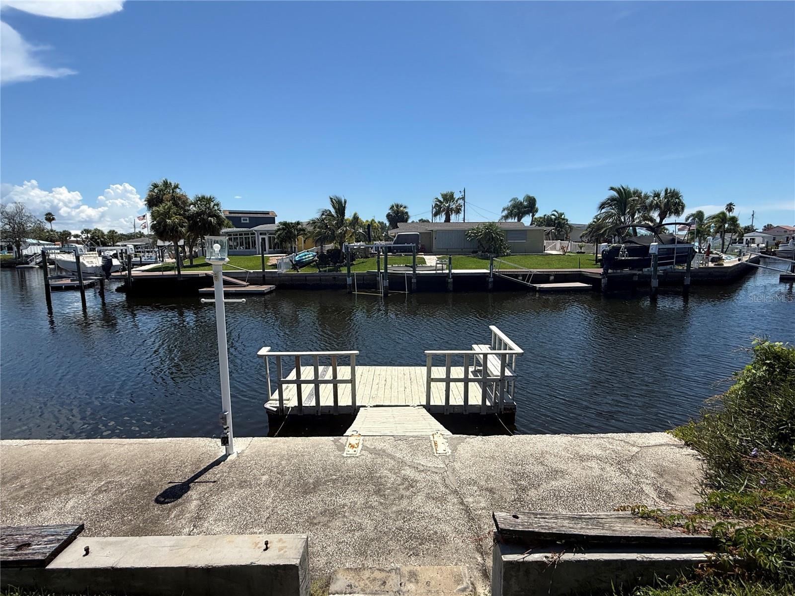 FLOR A MAR - Residential Lease