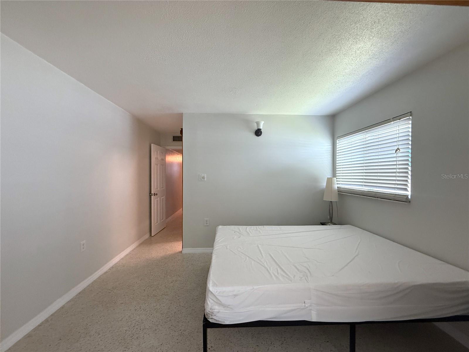 FLOR A MAR - Residential Lease