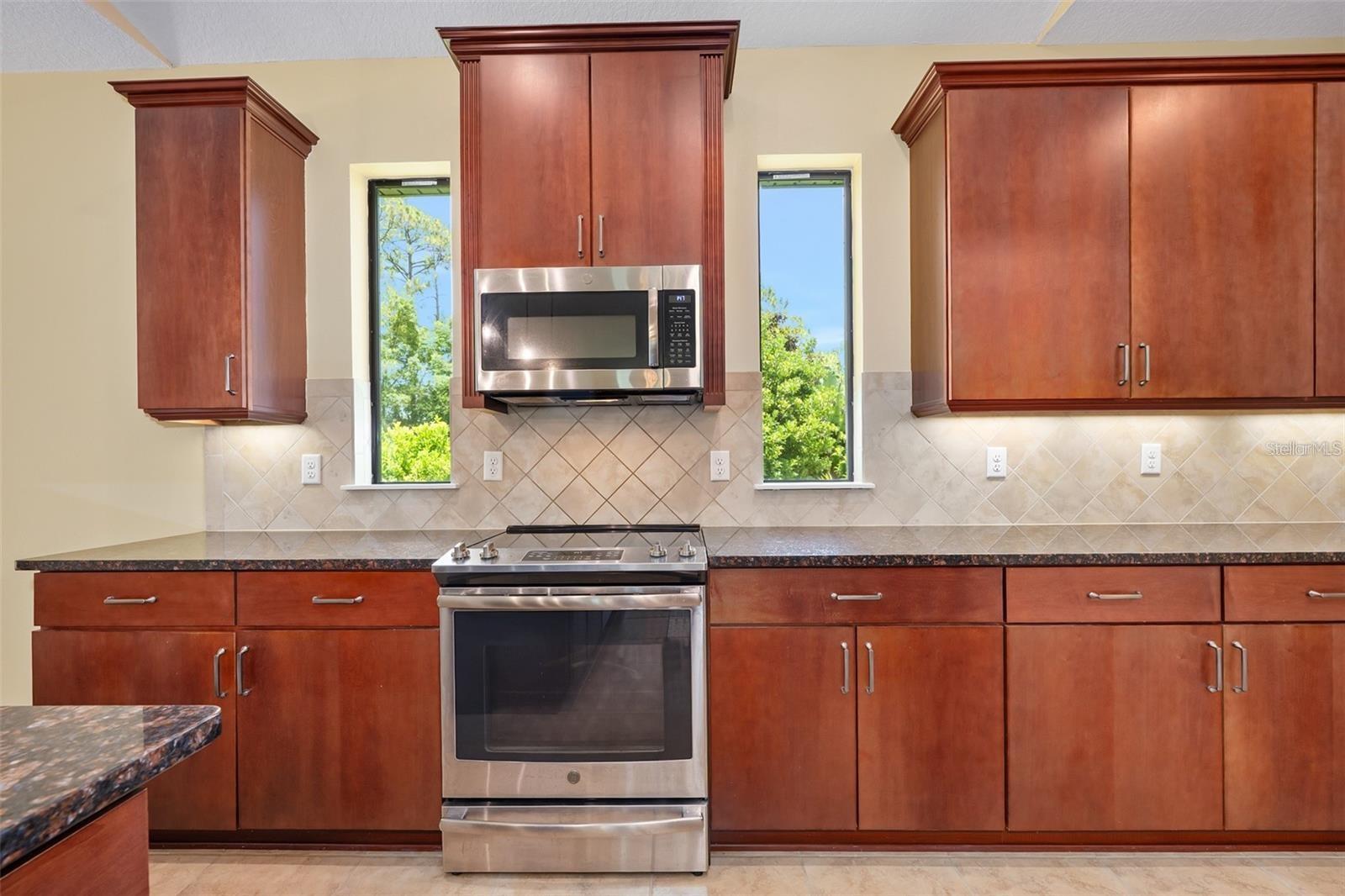 PLANTATION BAY PH 01A UNIT 01-6 - Residential Lease