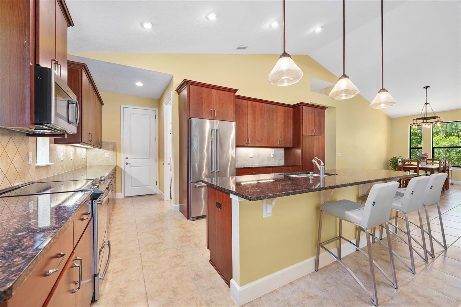 PLANTATION BAY PH 01A UNIT 01-6 - Residential Lease