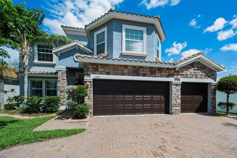 Photo of 11923 Cinnamon Fern Drive, Riverview, FL 33579 (MLS # W7888461)