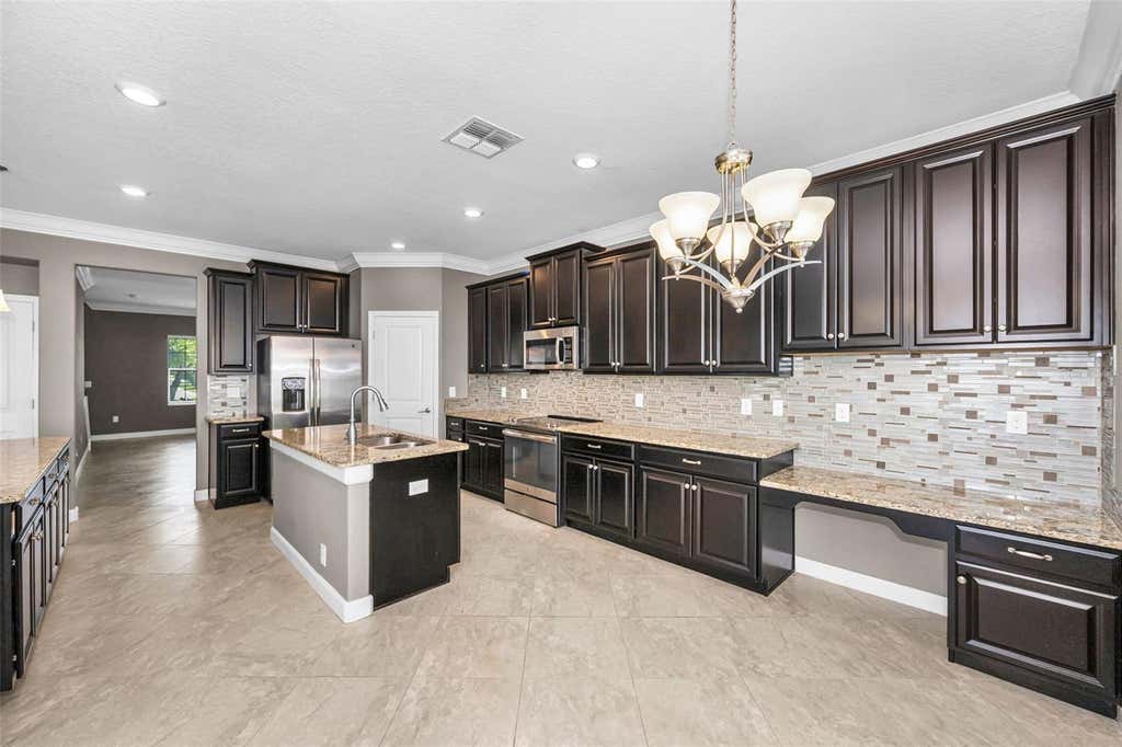 Photo of 11923 Cinnamon Fern Drive, Riverview, FL 33579 (MLS # W7888461)