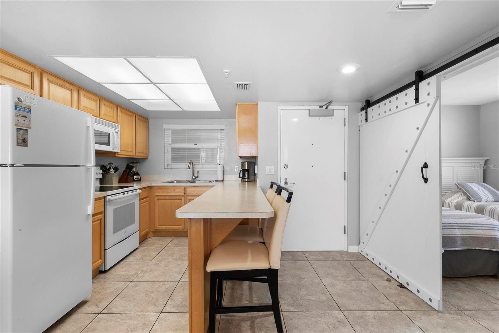 425 S ATLANTIC AVENUE 302