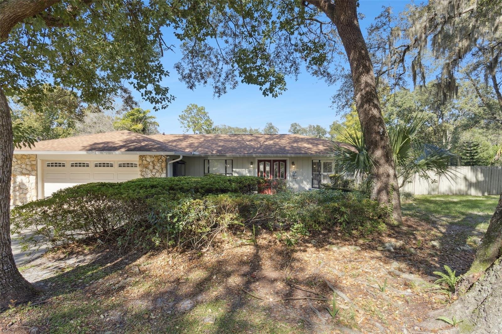 Casas a venda 2 - Jen Dantas 1661 OVERLOOK ROAD