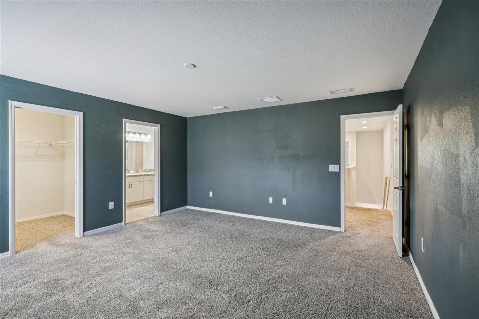 TUSCANY BAY - Residential